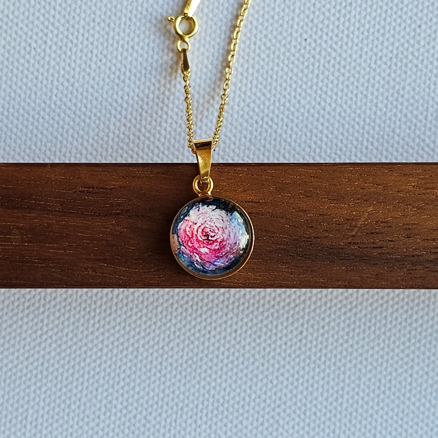 Aquarell-Anhänger "Kiss from a Rose" - watercolor art pendant "Kiss from a Rose"