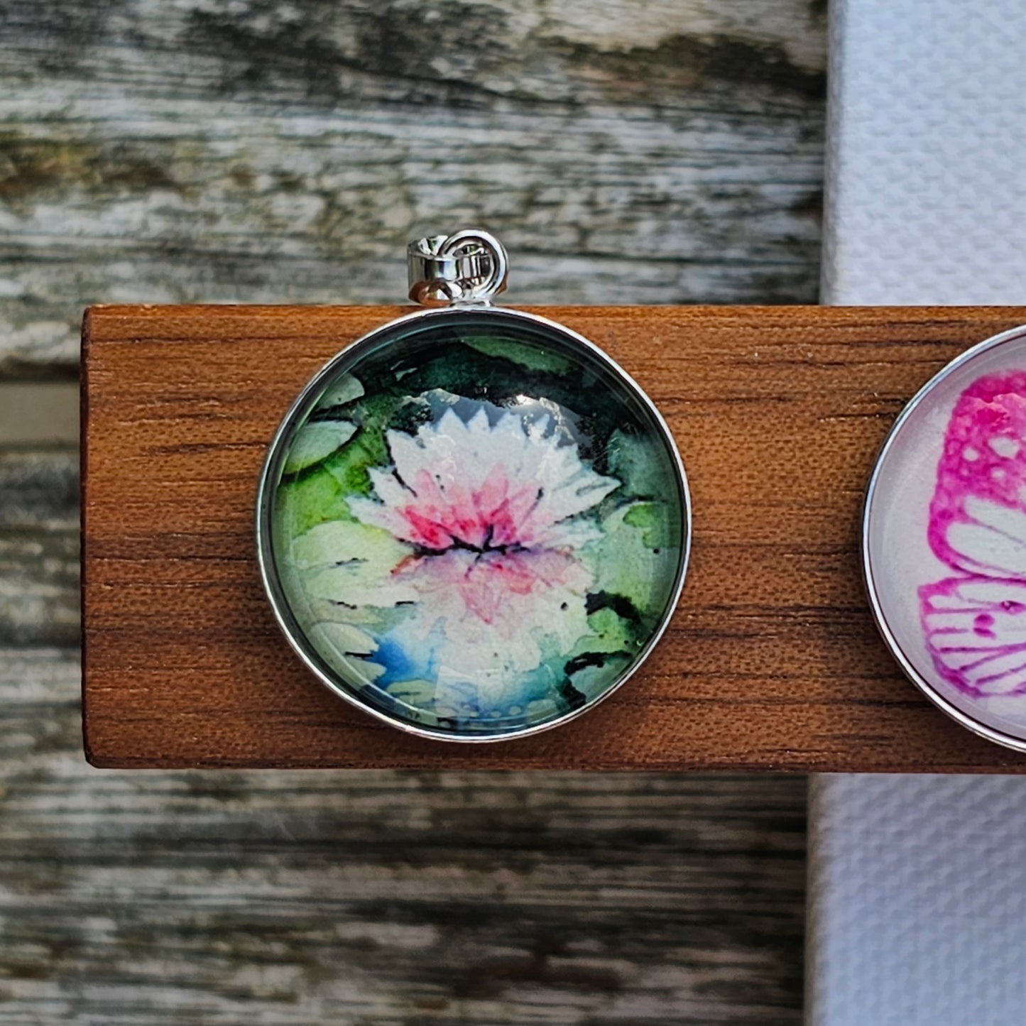 Aquarellanhänger Seerose, silber - watercolor art pendant "Water Lily"