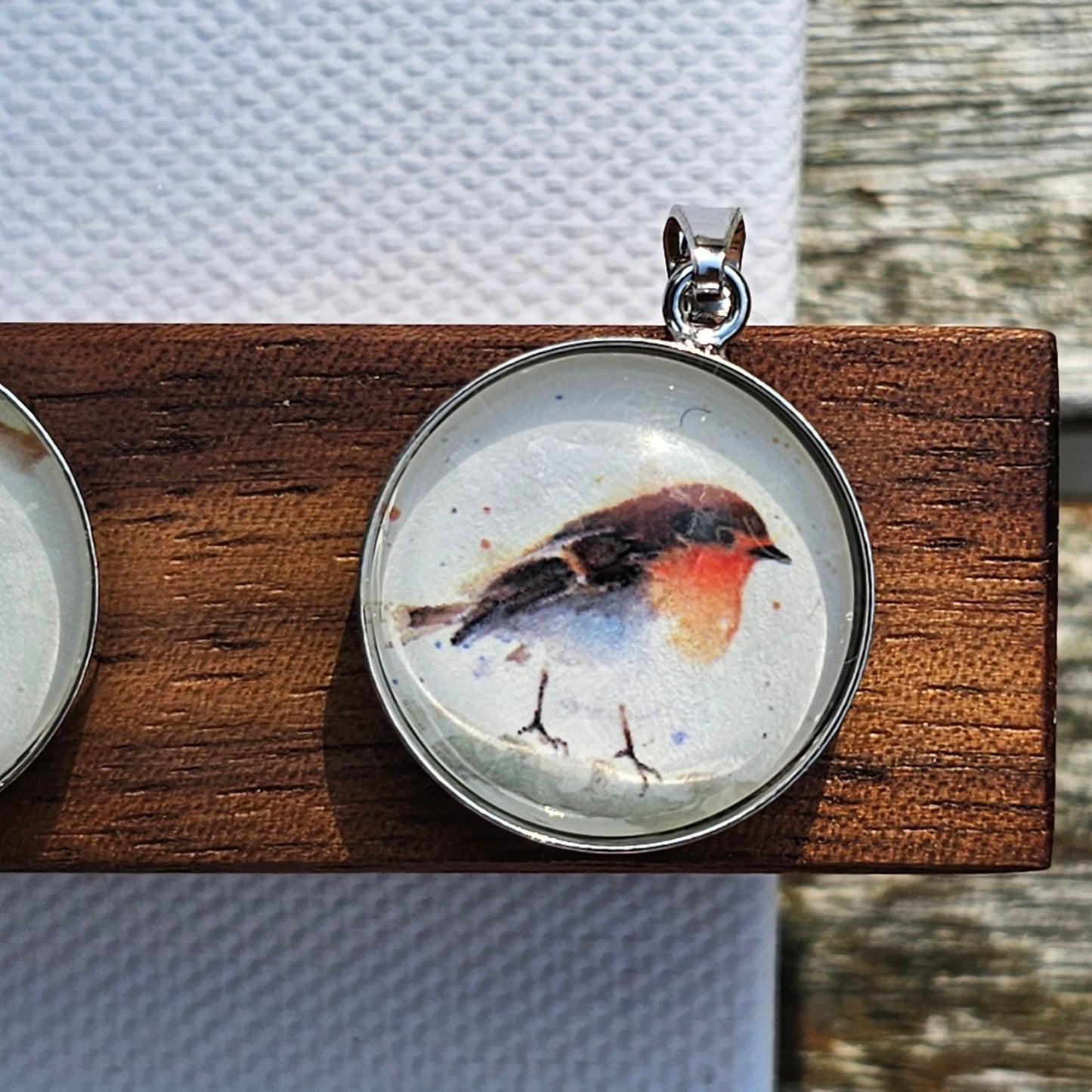Aquarell-Anhänger Rotkehlchen "Little Friend", watercolor art pendant of a red robin