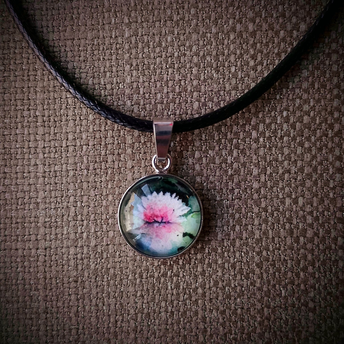 Aquarellanhänger Seerose, silber - watercolor art pendant "Water Lily"