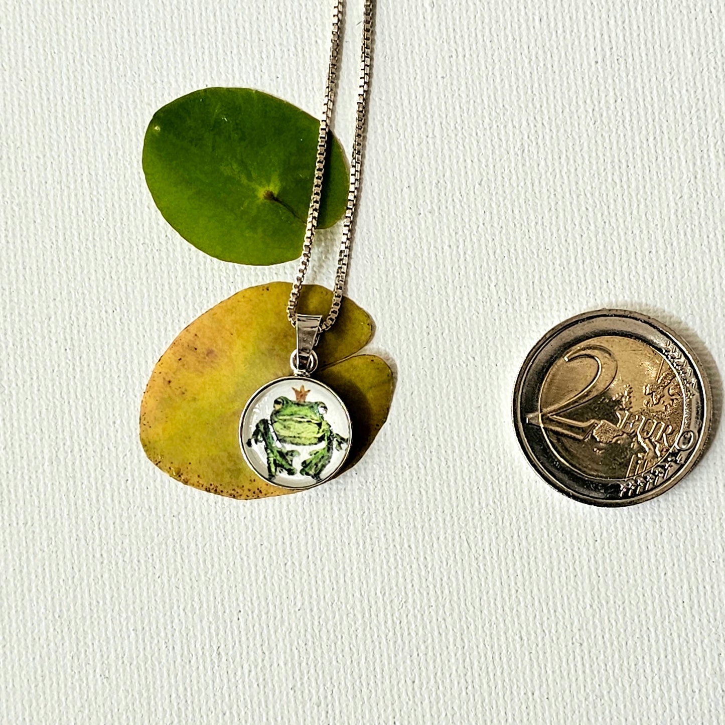 Froschkönig-Anhänger "Küss mich schnell" silber - art pendant "Kiss me quick" silver