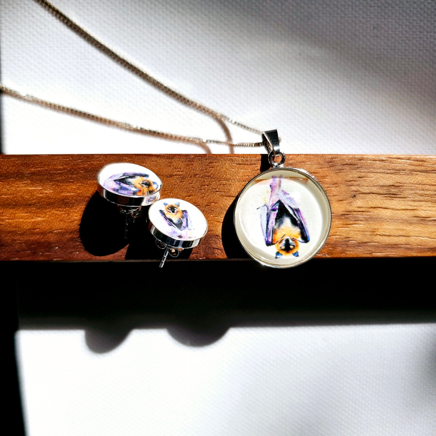 Aquarell Ohringe Flughund "Upside Down" silber - Art earrings "Upside Down" silber